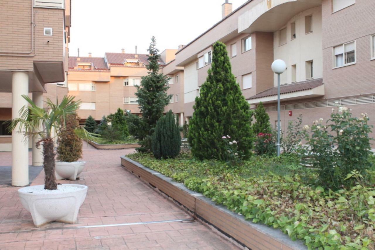 Alameda Del Tormes Daire Santa Marta de Tormes Dış mekan fotoğraf